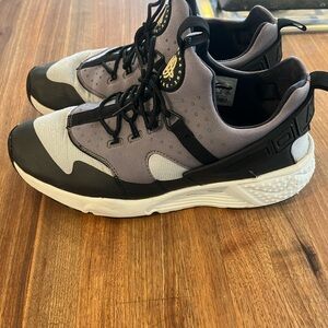 Nike Air Huarache